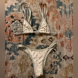 Princess Polly green and white polka dot bikini. Size: xs